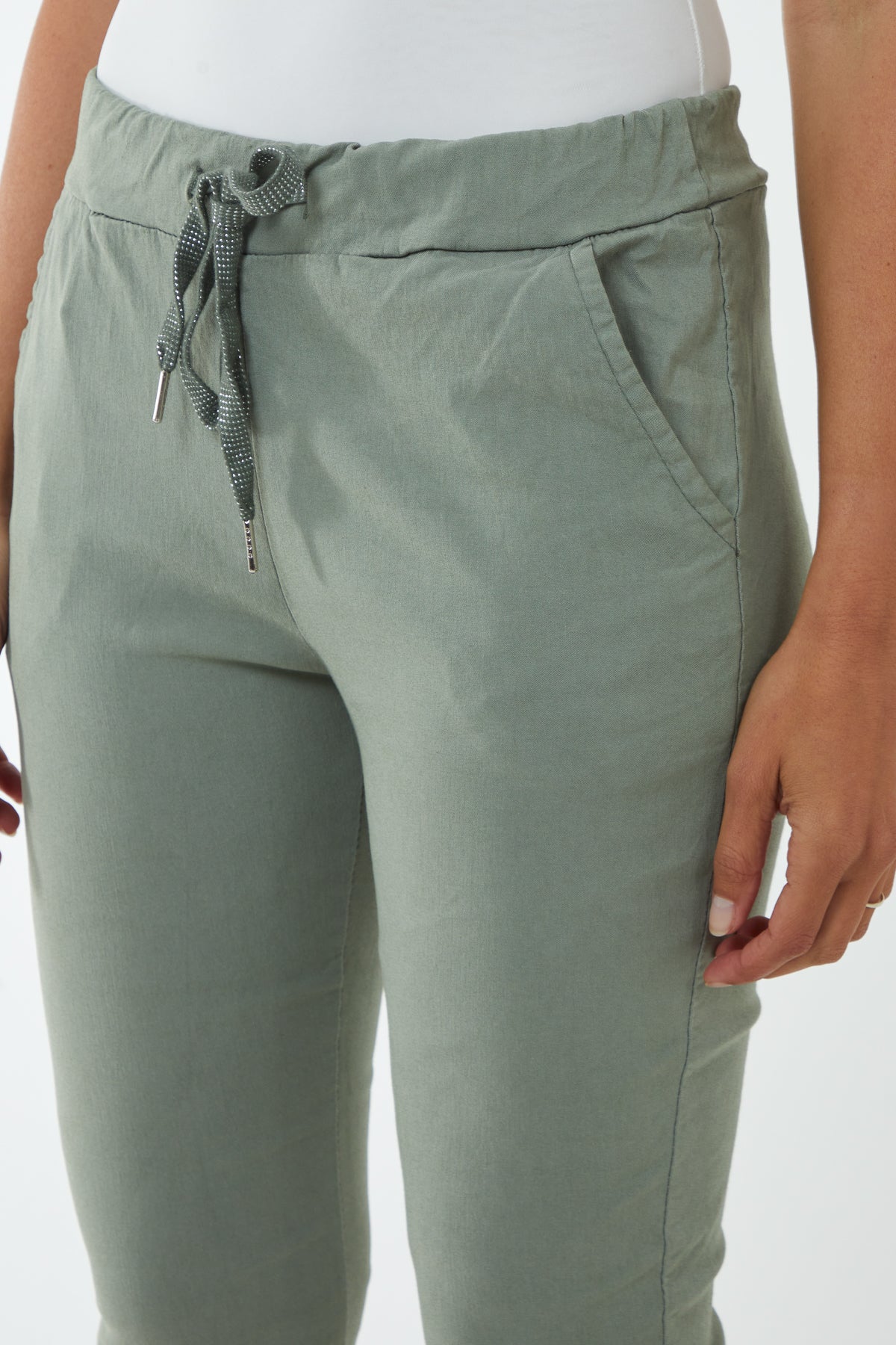 Glitter Drawstring Pocket Capri Trousers