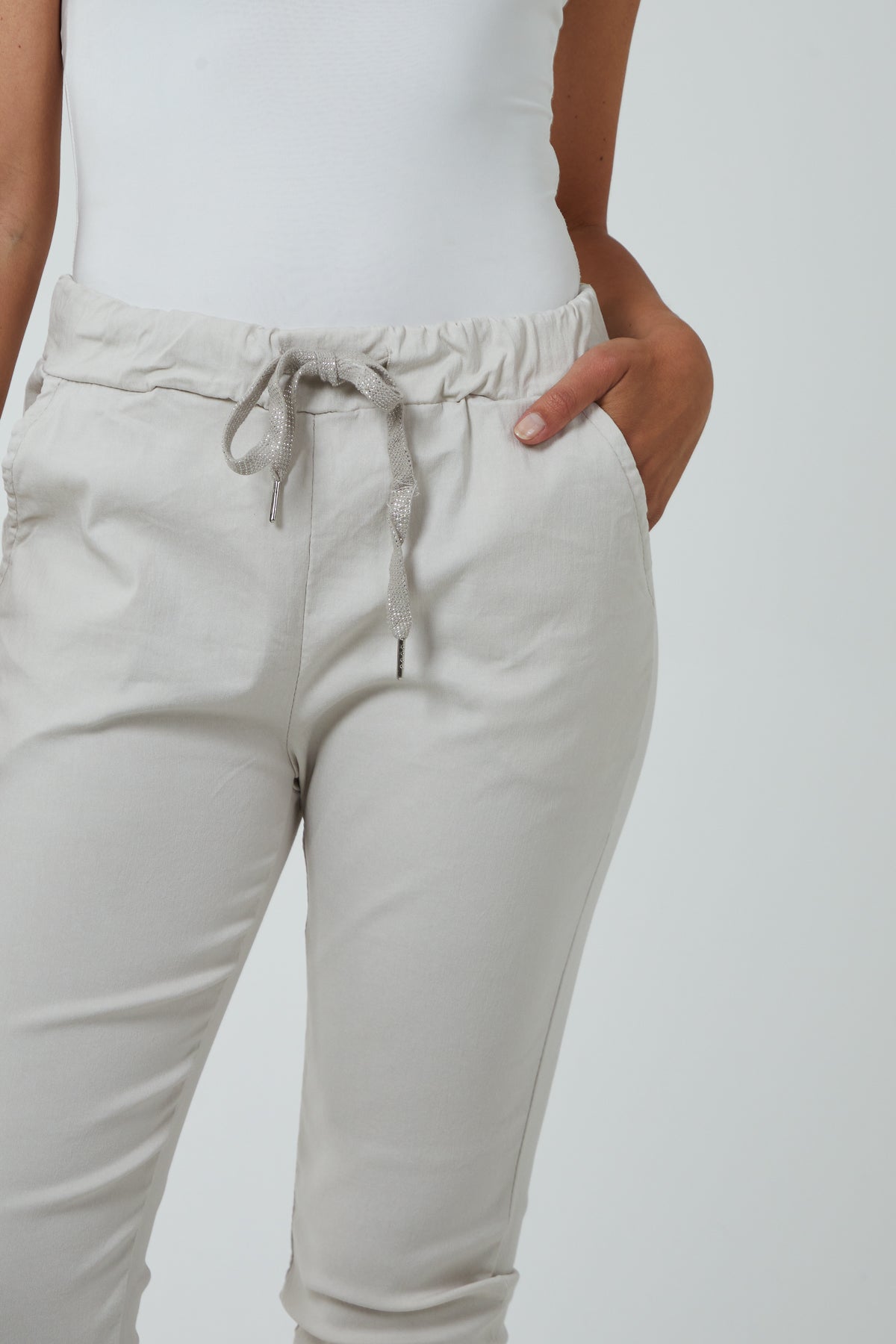 Glitter Drawstring Pocket Capri Trousers